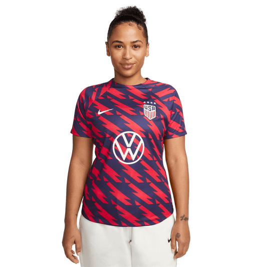 Camiseta prepartido Nike USA Academy Pro para mujer