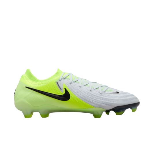 (NIKE-FJ2559-003) Botas de fútbol para terreno firme Nike Phantom GX 2 Elite [PLATA METALIZADA/NEGRO VOLTIO] (lanzamiento el 14/10/24)