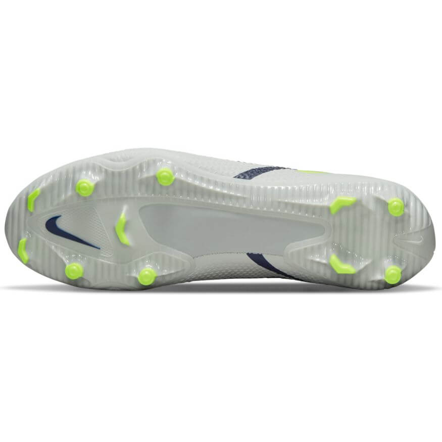 Nike Phantom GT2 Academy Dynamic Fit MG Firm Ground Cleats