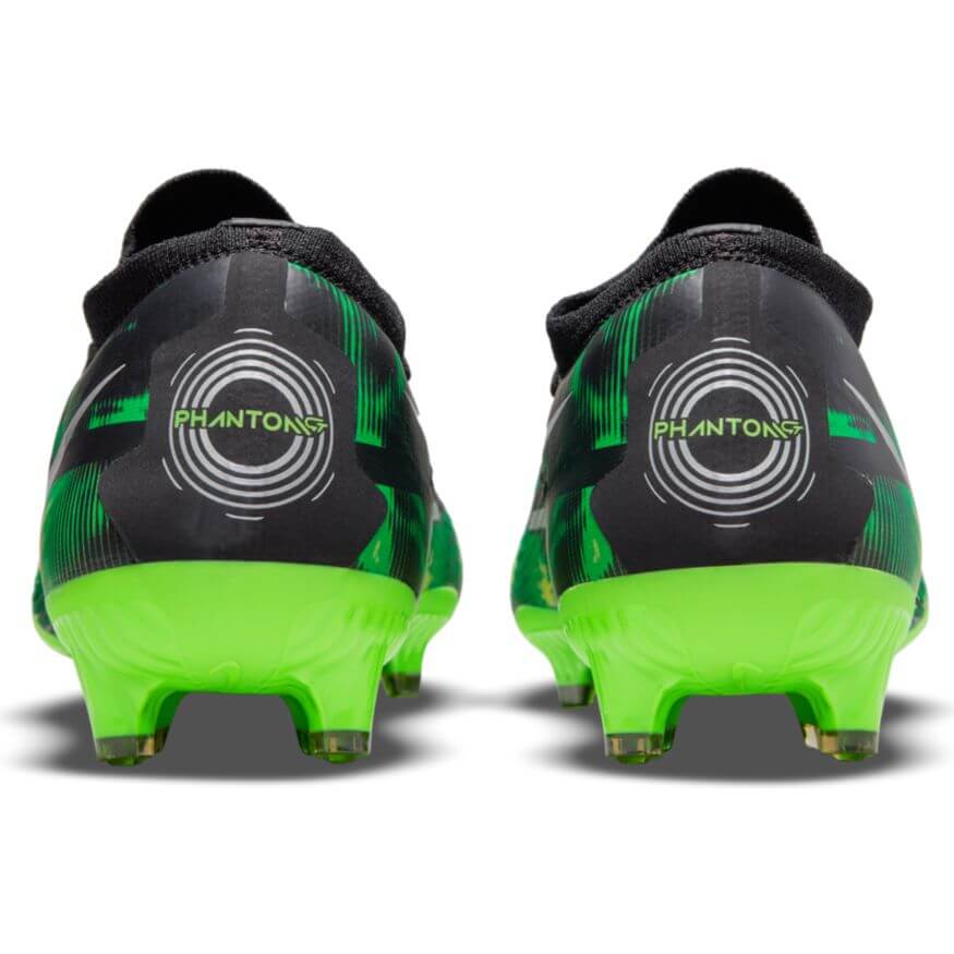 Nike Phantom GT2 Pro Dynamic Fit Firm Ground Cleats