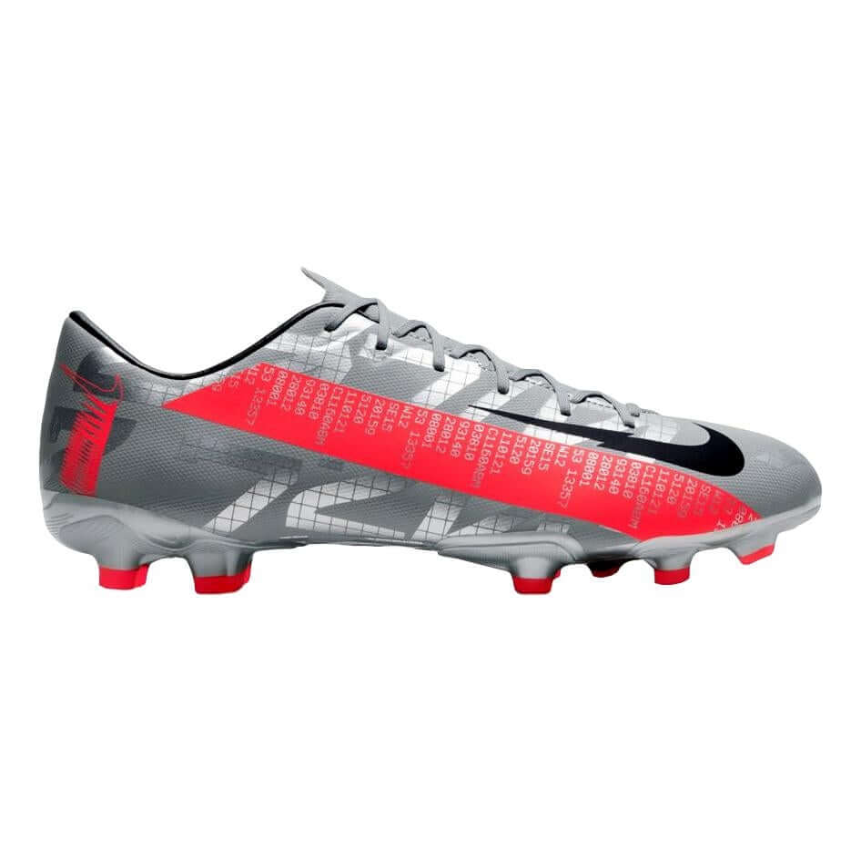 Nike Mercurial Vapor 13 Academy MG Cleats
