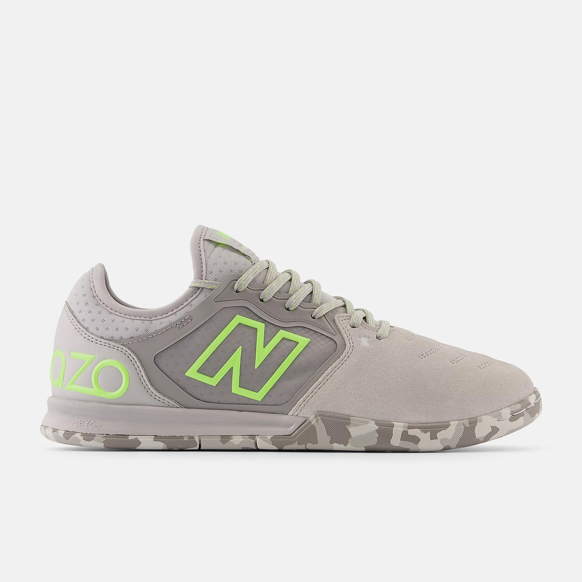 statisch uitvegen Kan niet stefanssoccer.com:New Balance Audazo V5+ Pro Suede Indoor Soccer Shoes (2E  Wide) - Light Grey
