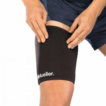 Mueller Sports Medicine Thigh Sleeve Neoprene - Black